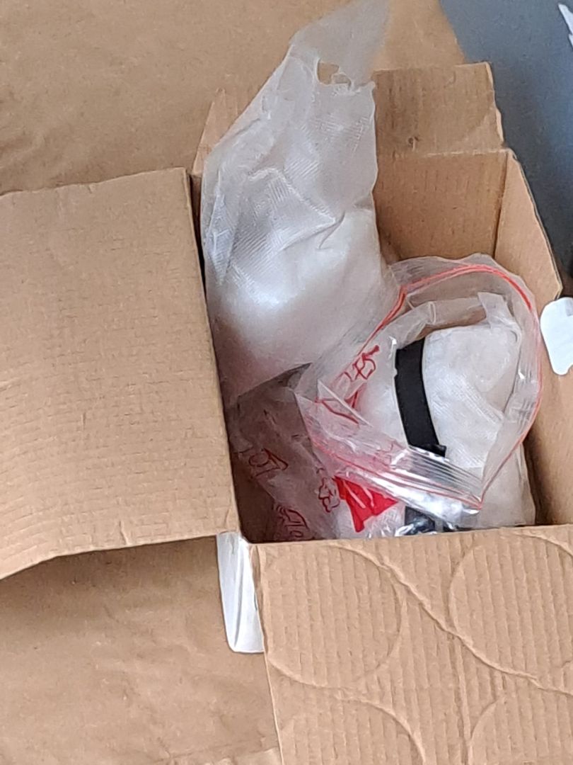 Na Teplicku zadrželi celníci téměř deset kilogramů drog