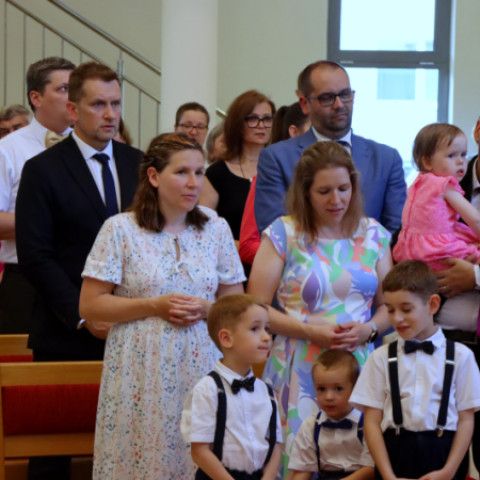 Novokňaz Jakub Jurkovič slávil v Senici primičnú svätú omšu