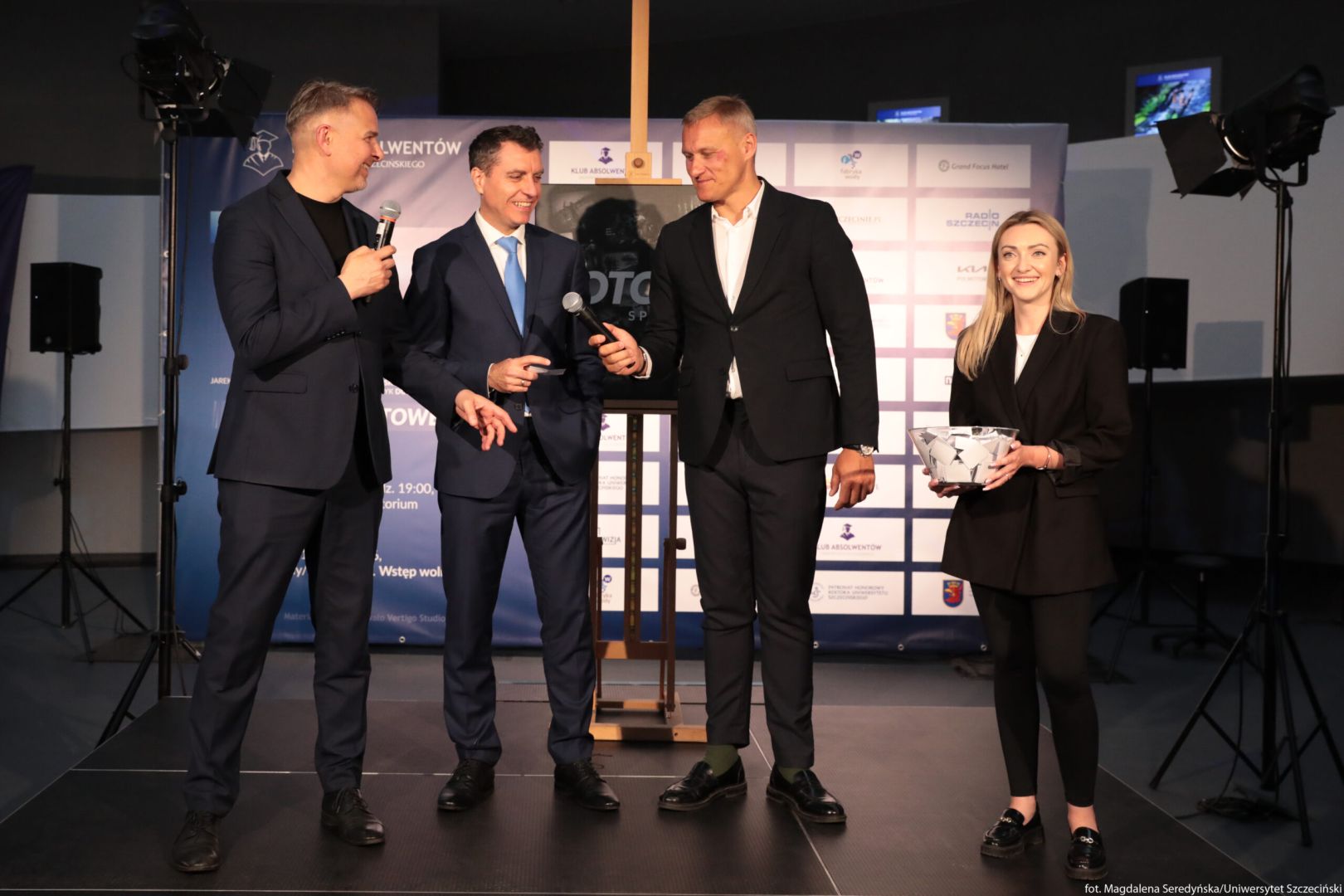 Relacja z wernisażu wystawy „NOWE… SPORTOWE”