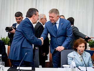 Robert Fico na samite EPC: Európa si uvedomuje, že sa musí postarať sama o seba