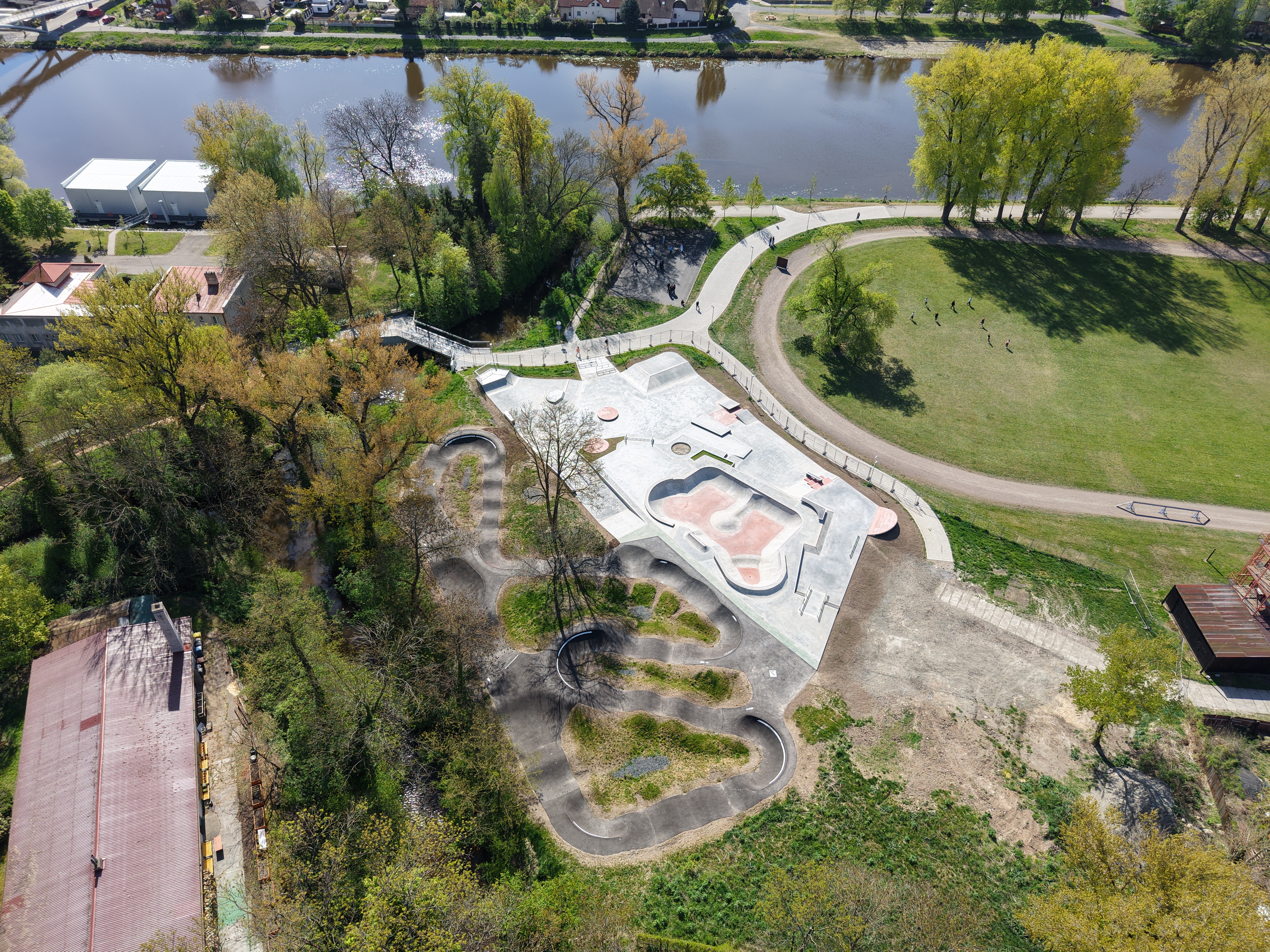 Město Nymburk otevře nový skatepark a pumptrack. Splněný sen jezdců se stává skutečností