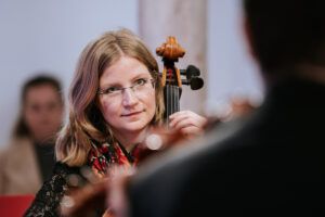 Foto/Video: Melódie sveta zazneli v seneckej synagóge