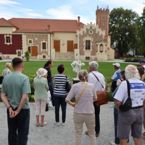 Komentovaná prehliadka sochárskych diel