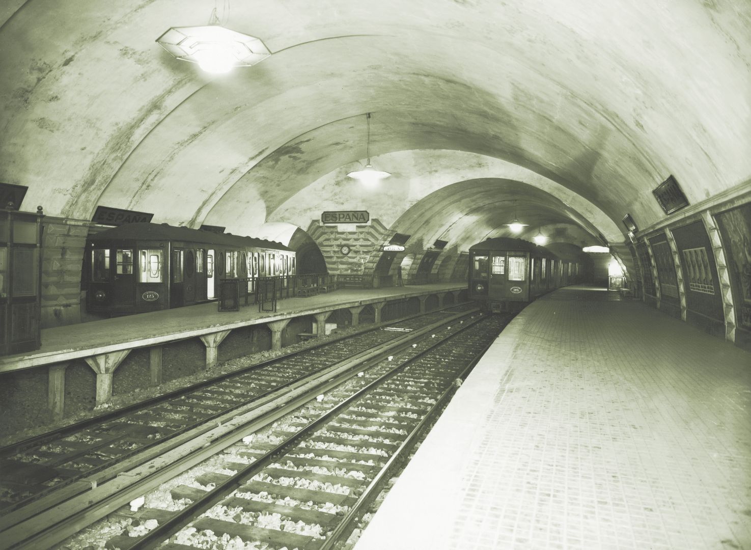 El Transversal, un metro centenari