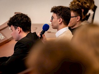 Diskusia predsedu vlády so študentmi v Trenčíne