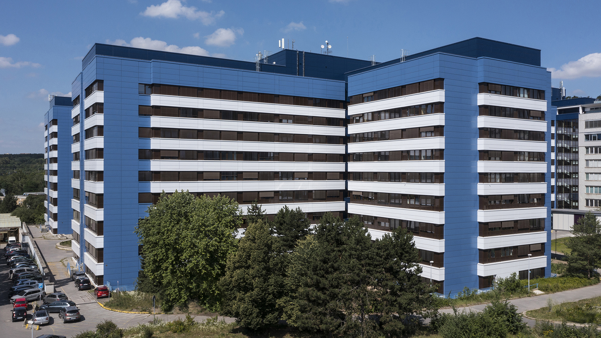 Budoucnost je zelená, ale i ekonomická. Jak Motol ušetří miliony a sníží emise o tisíce tun