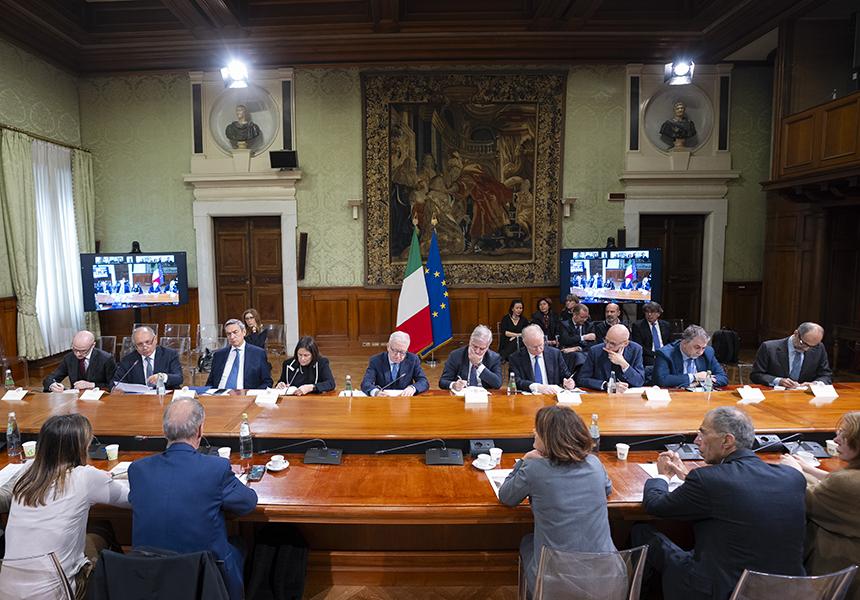 Tragedia di Crans-Montana, incontro a Palazzo Chigi con i familiari delle vittime e dei feriti