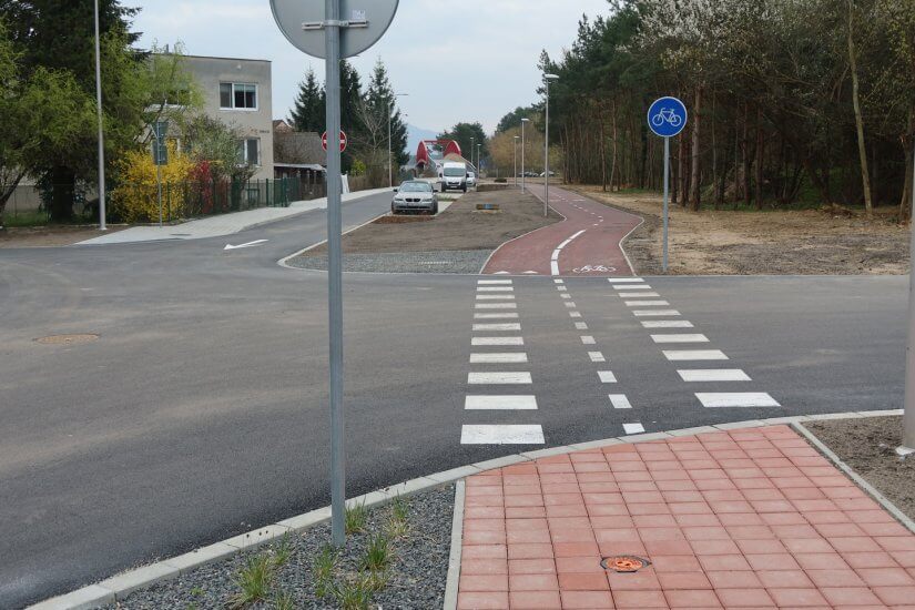 V stredu bude dočasne uzavretá časť Rakárenskej a nová cyklolávka