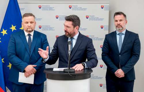 Silný impulz pre agrosektor: obálka priamych podpôr pre poľnohospodárov bola navýšená na 662 miliónov eur a Pôdohospodárska platobná agentúra spúšťa kampaň 2026