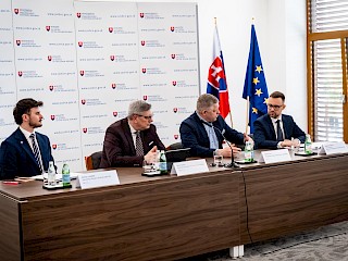 R. Fico: Slovenská republika pre zákaz dovozu ruského plynu podáva žalobu na Súdny dvor EÚ