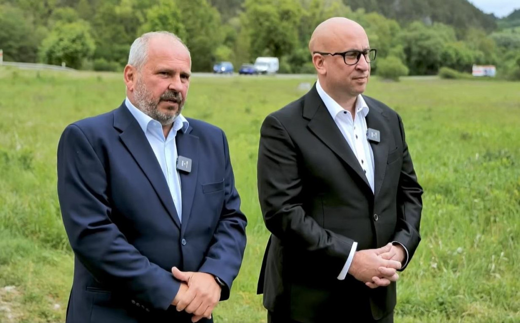 Pri Bratislave vzniká osempruhovka, prvá na Slovensku. Verím, že ich bude viac, vraví Ráž pred dokončením prác