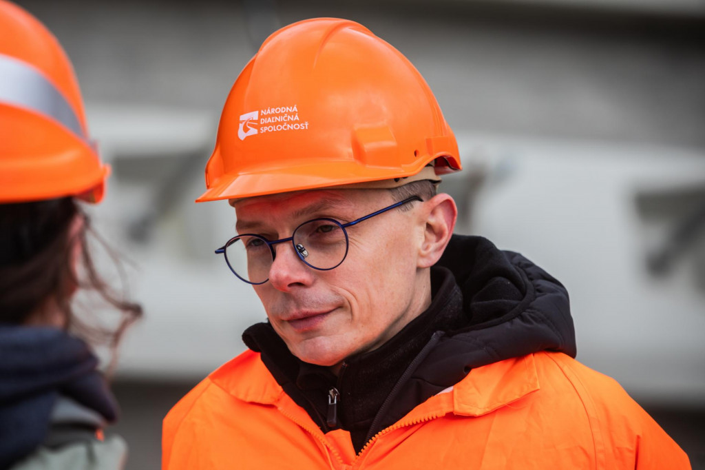 Dobrá správa pre vodičov: Nový úsek ďiaľnice D1 z Bratislavy do Trnavy je sprejazdnený