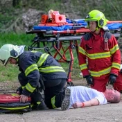 Budúci záchranári obstáli v náročnej skúške: Taktické cvičenie preverilo ich pripravenosť