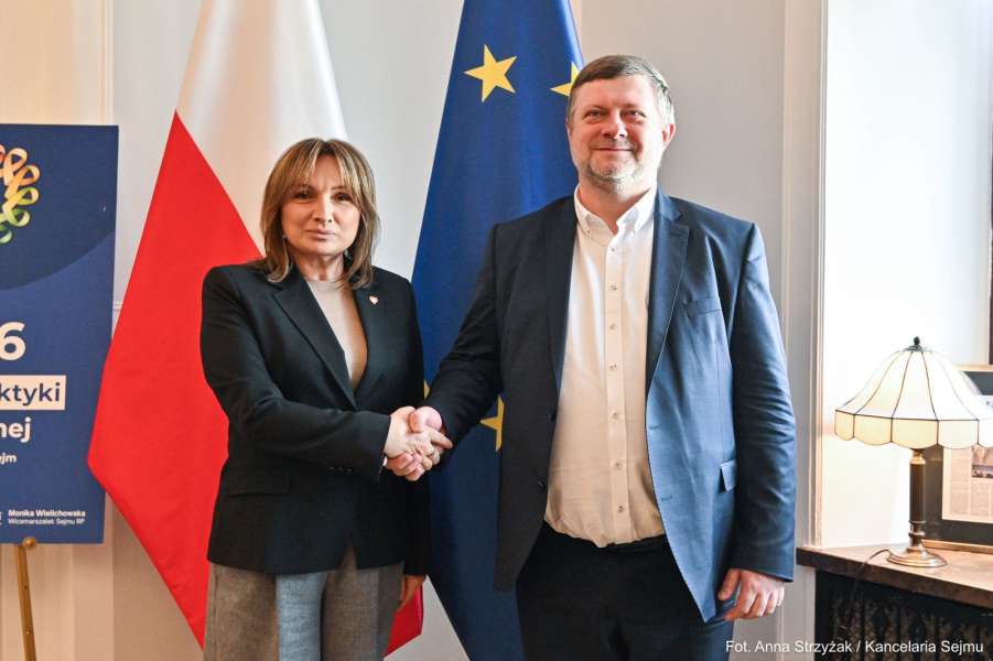 Україна посилює співпрацю з Польщею у процесі євроінтеграції на міжпарламентському рівні — Олександр Корнієнко