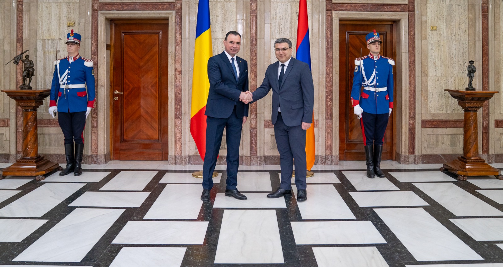 MAI consolidează dialogul româno-armean: întâlnire oficială la București pentru evaluarea relației bilaterale și stabilirea noilor direcții de cooperare în domeniul afacerilor interne