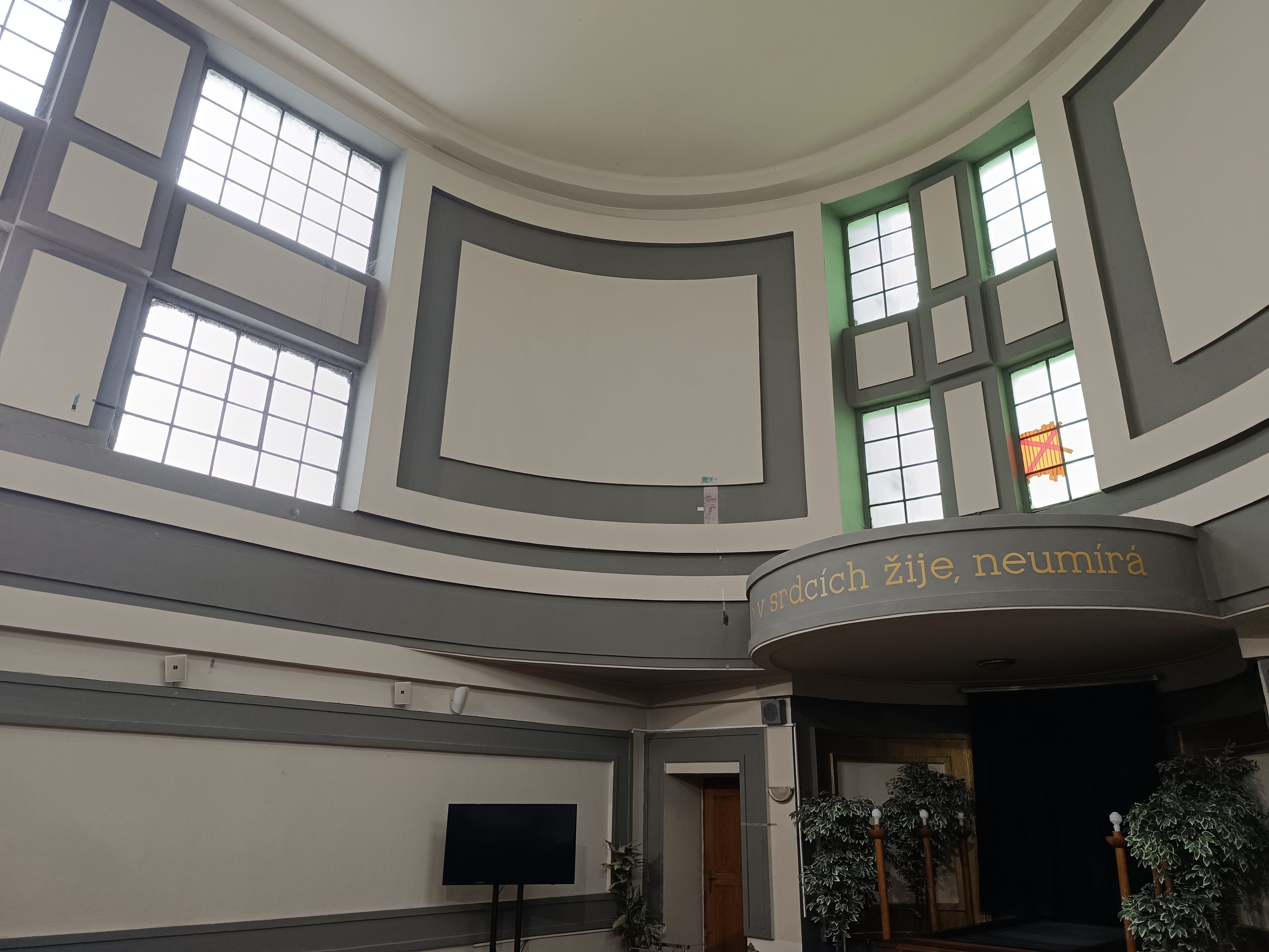 Rekonstrukce krematoria v Nymburce vstupuje do další fáze, obřadní síň se dočasně uzavírá