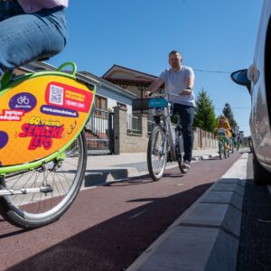 V Senci sme slávnostne prestrihli pásku na zrekonštruovanej Štefánikovej ulici s cyklochodníkmi z Plánu obnovy