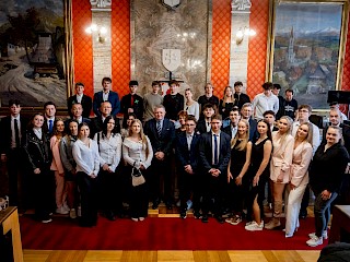 Predseda vlády SR Robert Fico diskutoval so študentmi v Ružomberku