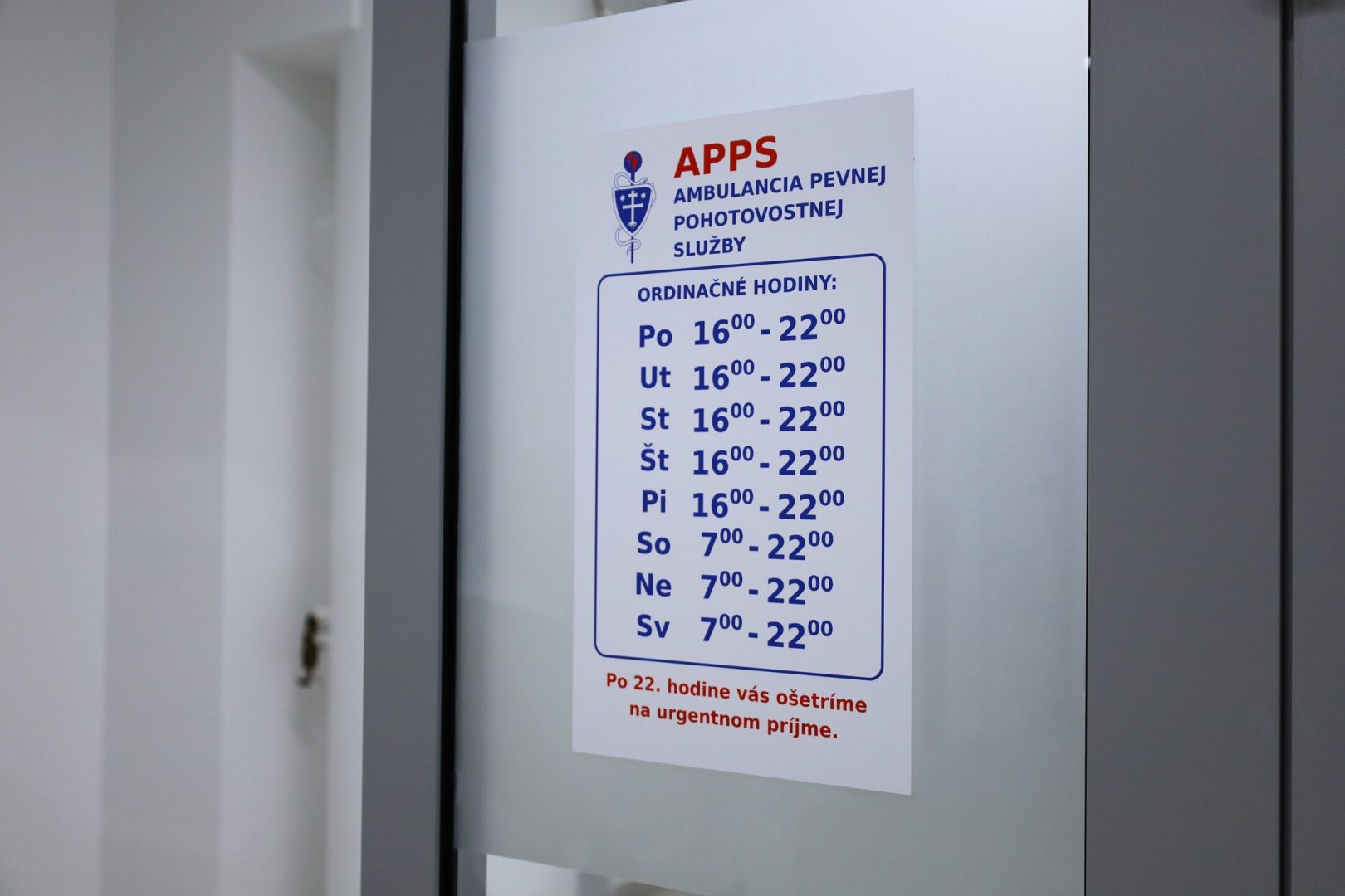 Ambulantná pohotovostná služba pre dospelých získala nové zázemie na prízemí polikliniky