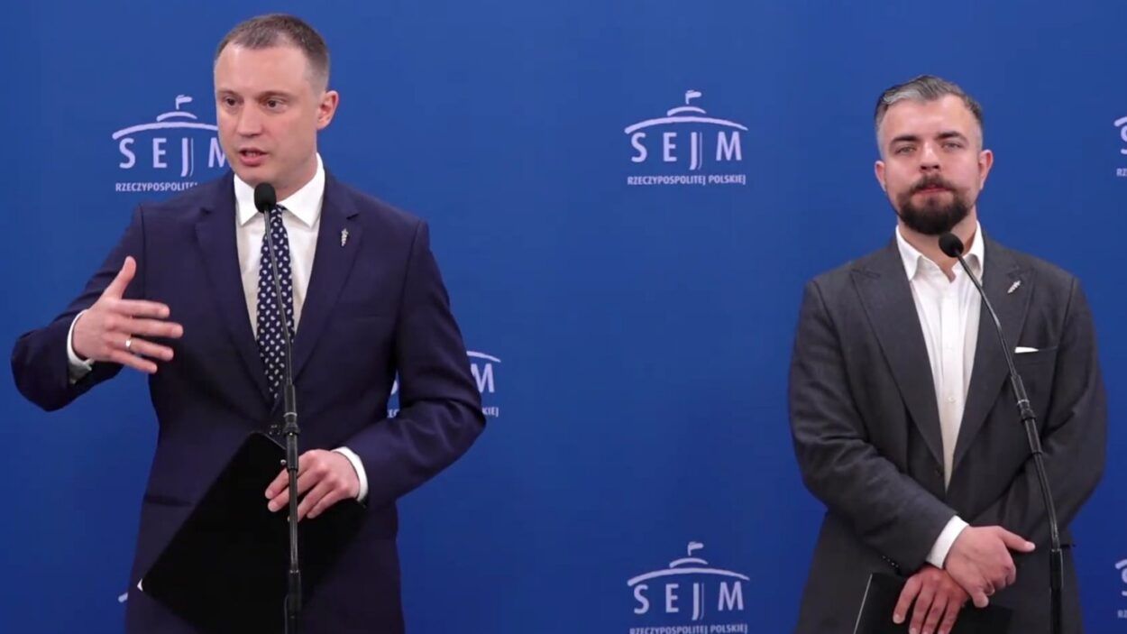 „Żaden homoseksualista nie będzie adoptował dziecka w Polsce”