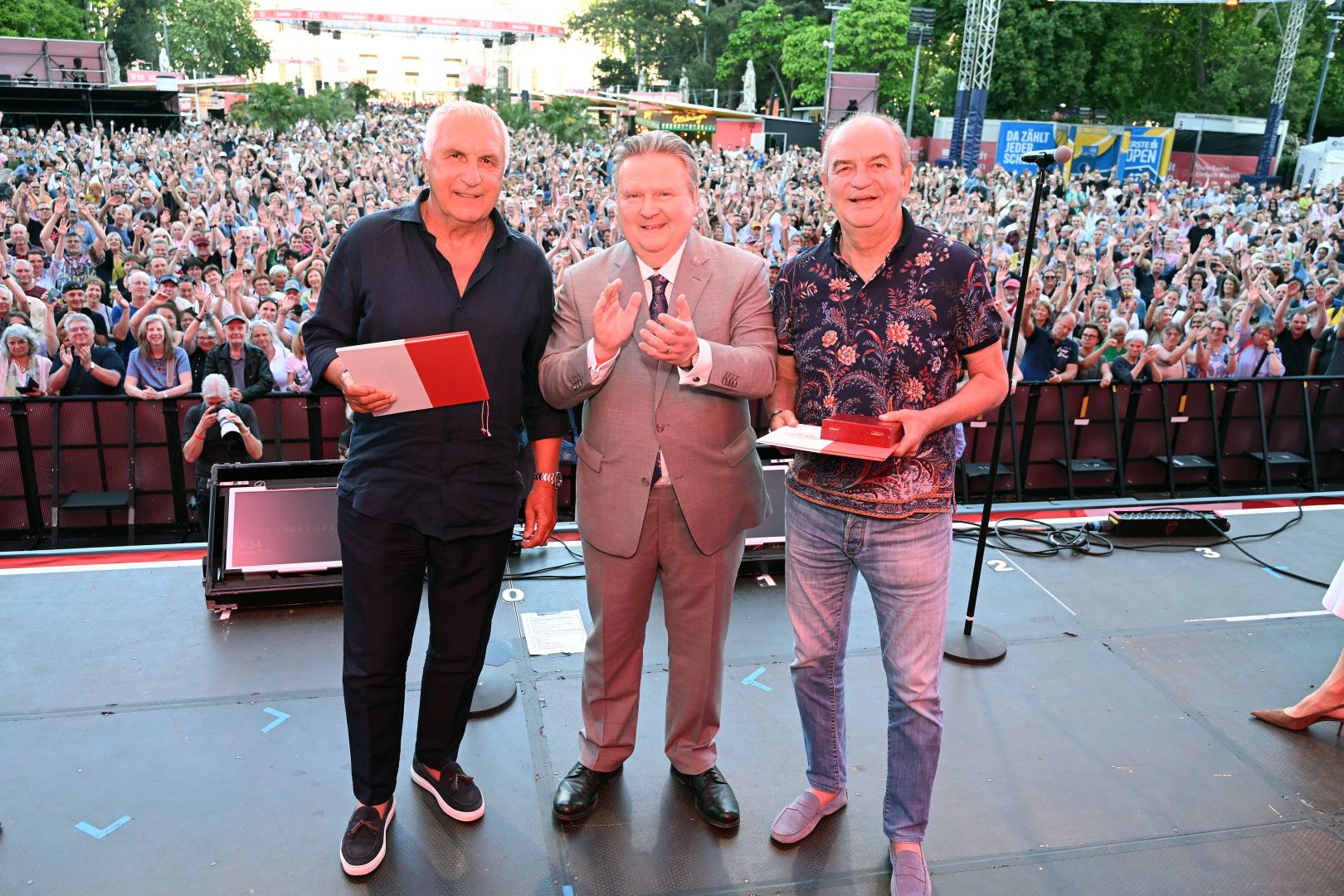 Goldenes Ehrenzeichen für Verdienste um das Land Wien an Hans Krankl und Herbert Prohaska – Eröffnung des Wienliebe-Festivals 2026