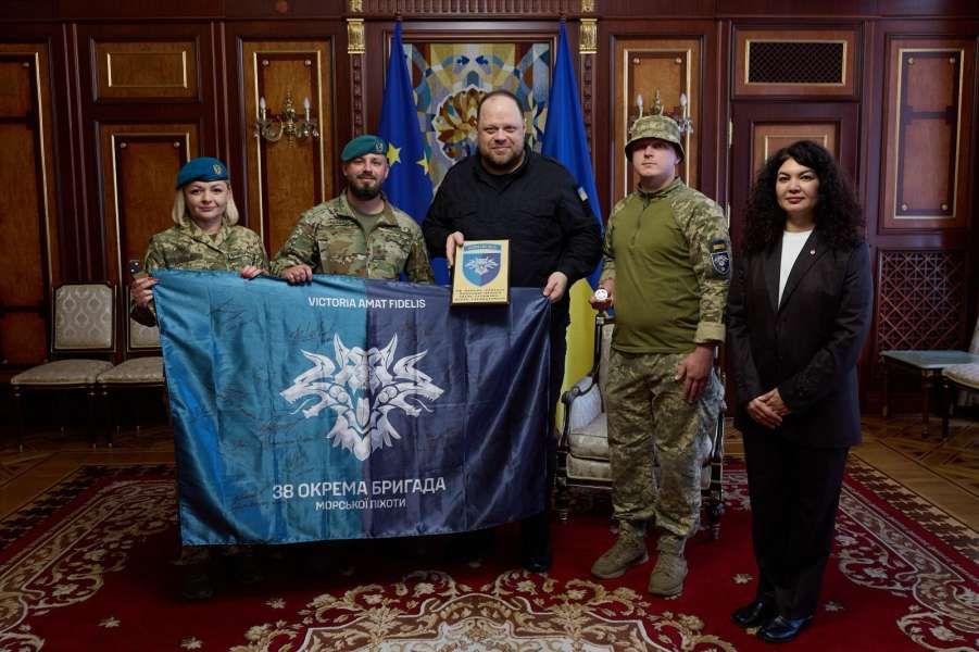 У Верховній Раді України зустрілися із військовослужбовцями 38 окремої бригади морської піхоти