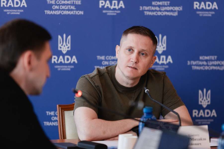Доступний інтернет і мобільний зв’язок для кожного: у Комітеті з питань цифрової трансформації відбувся круглий стіл