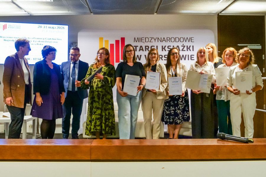 Nagrody SBP, Gloria Artis dla Jerzego Woźniakiewicza, wykład o kompetencjach czytelniczych oraz spotkanie autorskie
