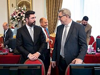 Vláda dnes rokovala o stabilizačných opatreniach pre podnikateľské prostredie