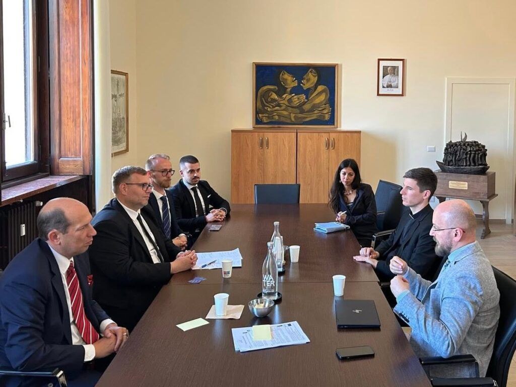 Vo Vatikáne o náboženskej slobode , sociálnych právach a ochrane občianskej spoločnosti