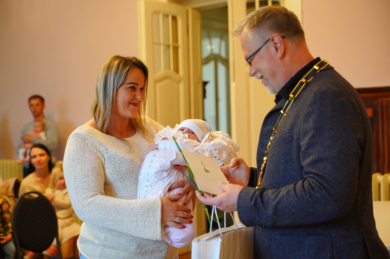 Slávnosť jubilantov a Uvítanie detí do života (fotogaléria)