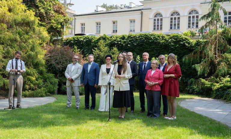 Rok wypłat Renty Wdowiej. W 2027 r. świadczenie pójdzie w górę