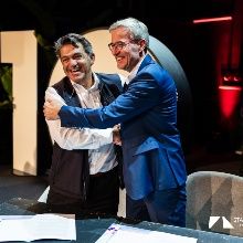 Plug and Play und Universität Stuttgart planen KI-Kompetenzzentrum