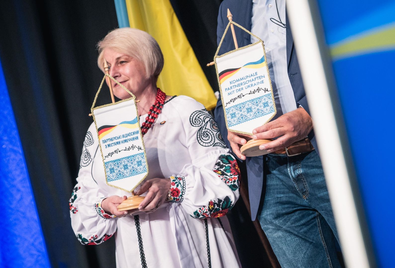 Vier Jahre voller Widerstandskraft – Deutsche Kommunen stehen fest an der Seite der Ukraine