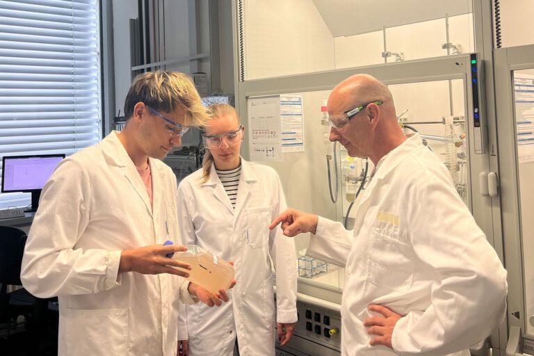 Von einzelnen PFAS-Molekülen bis zu Mikroplastik