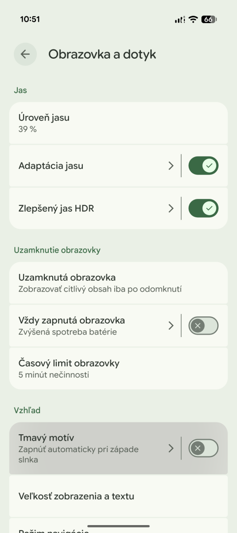 Trápia vás unavené oči z mobilu? Takto aktivujete tmavý režim | NÁVOD