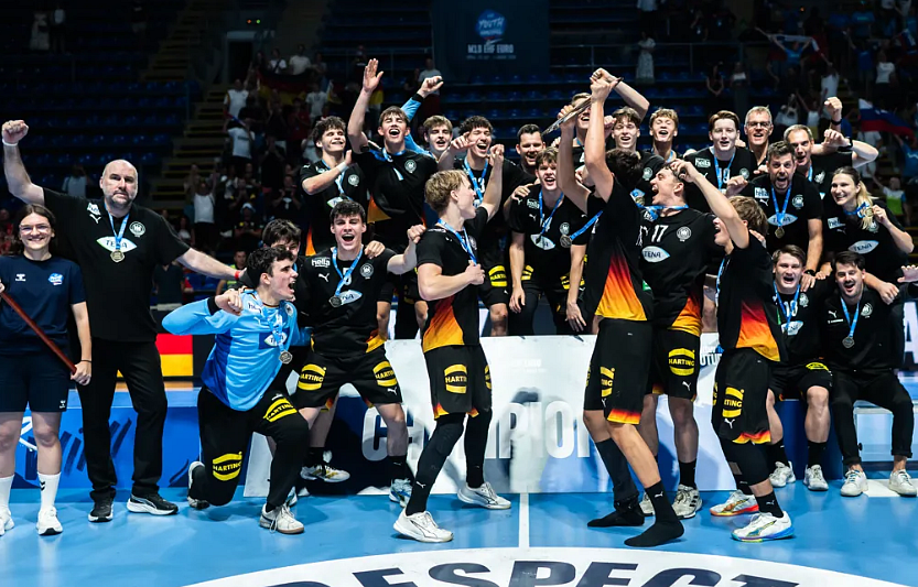 MLÁDEŽNÍCKE ŠAMPIONÁTY OVLÁDLI ŠPANIELKY A NEMCI