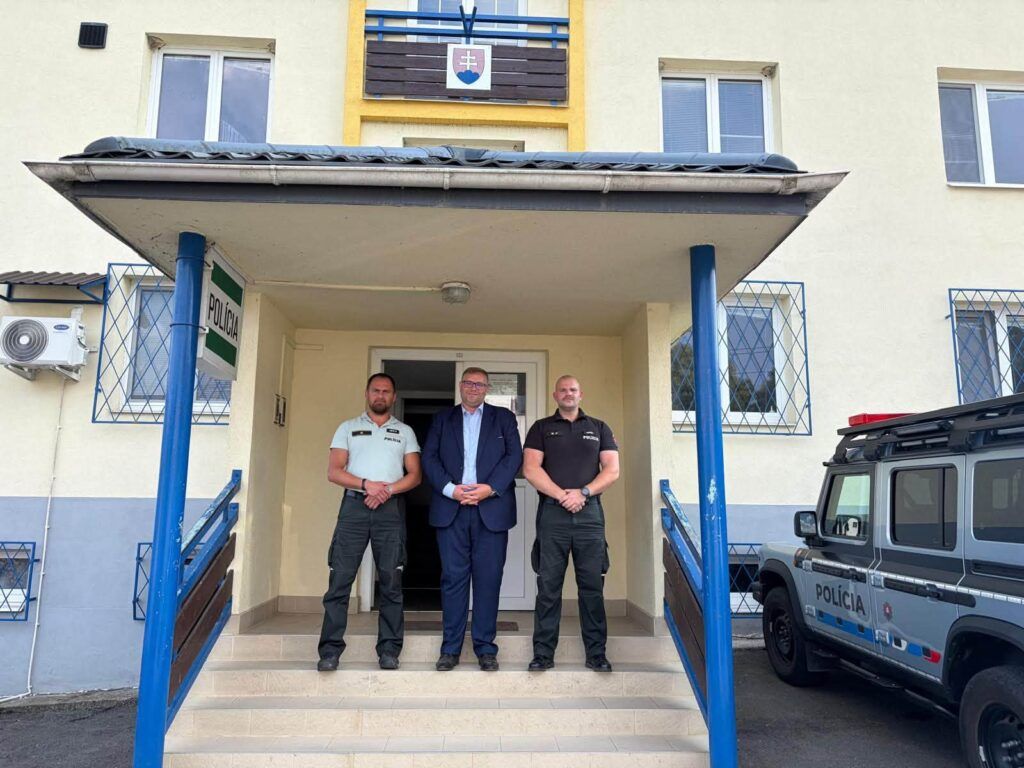 Ochrana hraníc a ochrana ľudských práv musia ísť ruka v ruke.