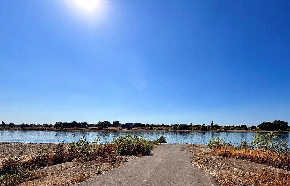 Am 12. August am Himmelgeister Strand Sonnenfinsternis mit UNIVERSEH erleben