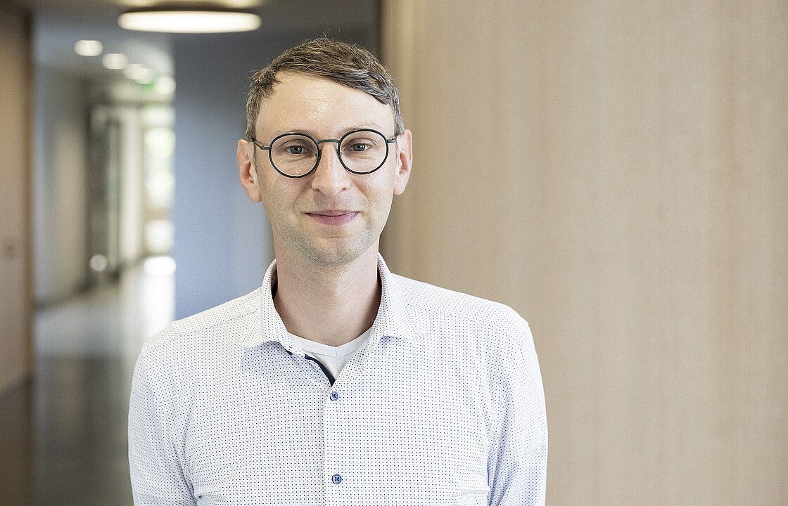 Philosophische Fakultät Roni Lehrer zum neuen W2-Professor für Politikwissenschaft ernannt