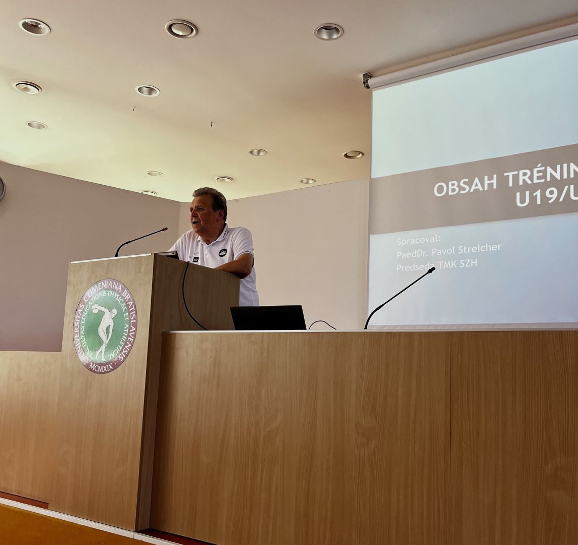 V BRATISLAVE ODŠTARTOVAL TROJDŇOVÝ SEMINÁR S AXELOM STEFÁNSSONOM
