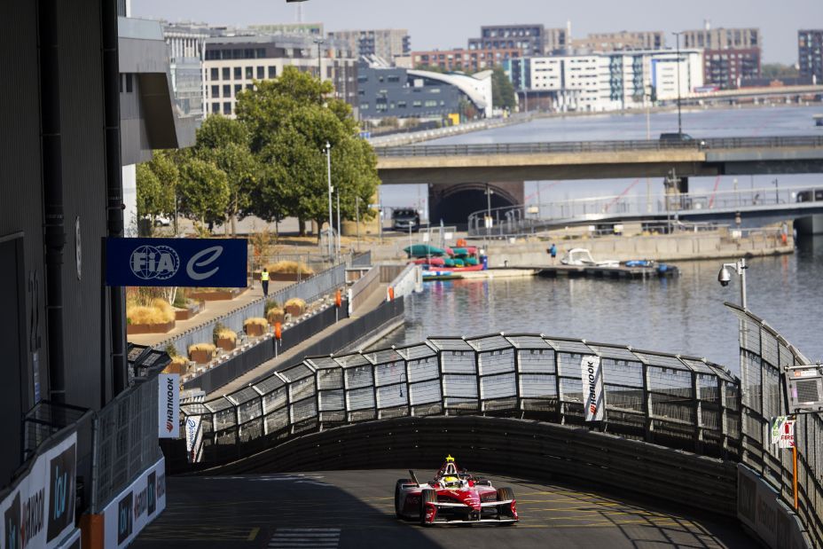 El equipo Nissan Fórmula E finaliza la temporada 12 con doble puntuación en Londres