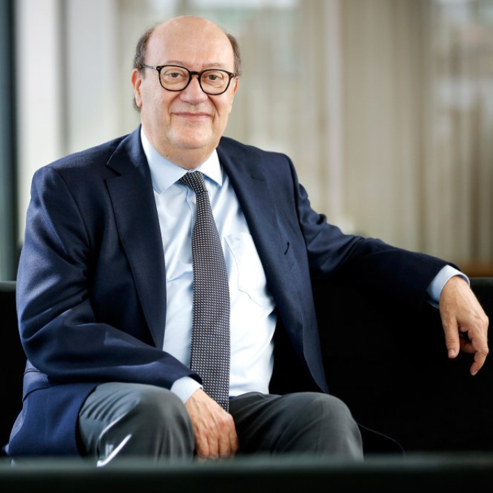 Lid Raad van Toezicht prof. dr. Marc Decramer overleden