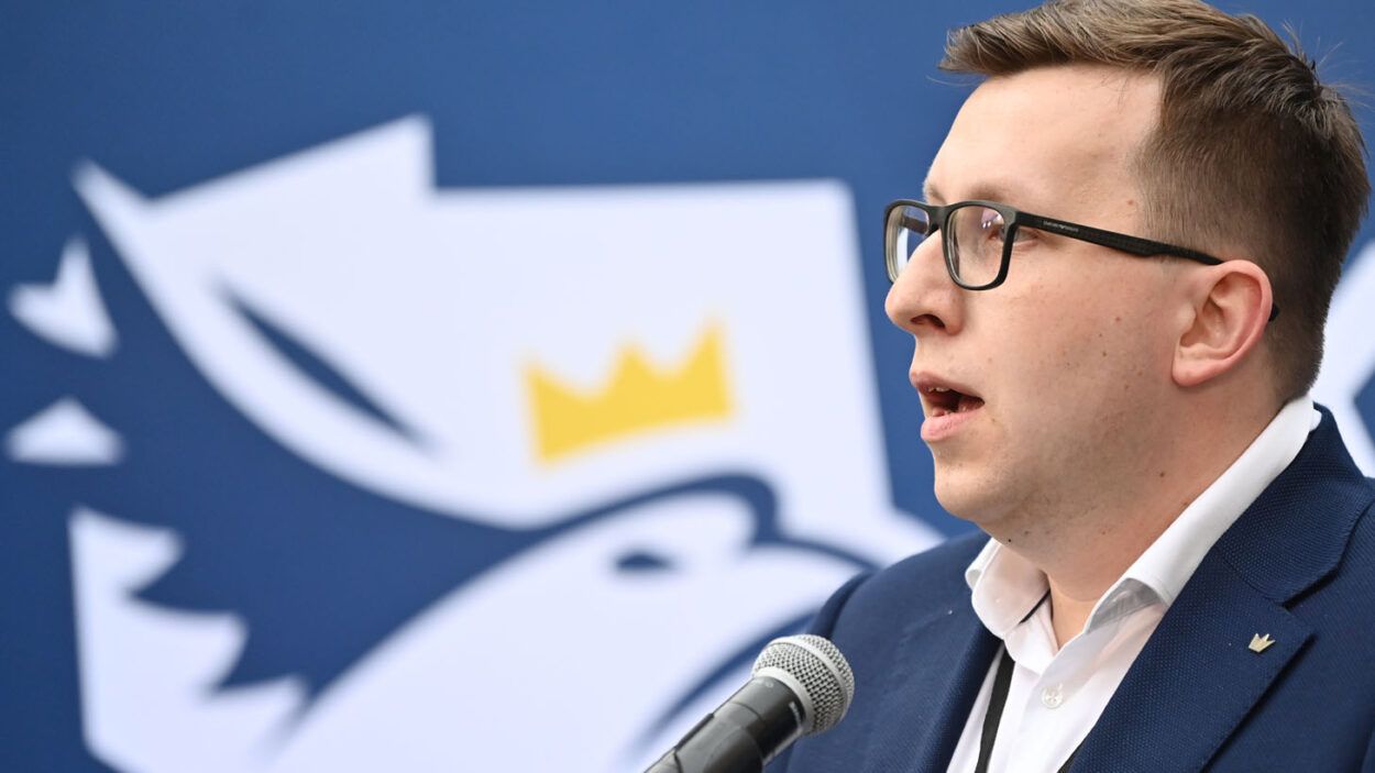 Nie jesteśmy silni, zwarci i gotowi. Nie jesteśmy potęgą. Zmarnowaliśmy wiele lat…