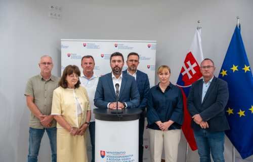 Minister Takáč a zbor poradcov: spoločným cieľom je stabilný sektor, dostatok vody a silné slovenské pôdohospodárstvo