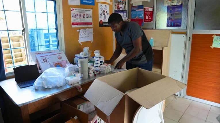 Kenya : 100 000 consultations pour soutenir la santé des jeunes à Mombasa