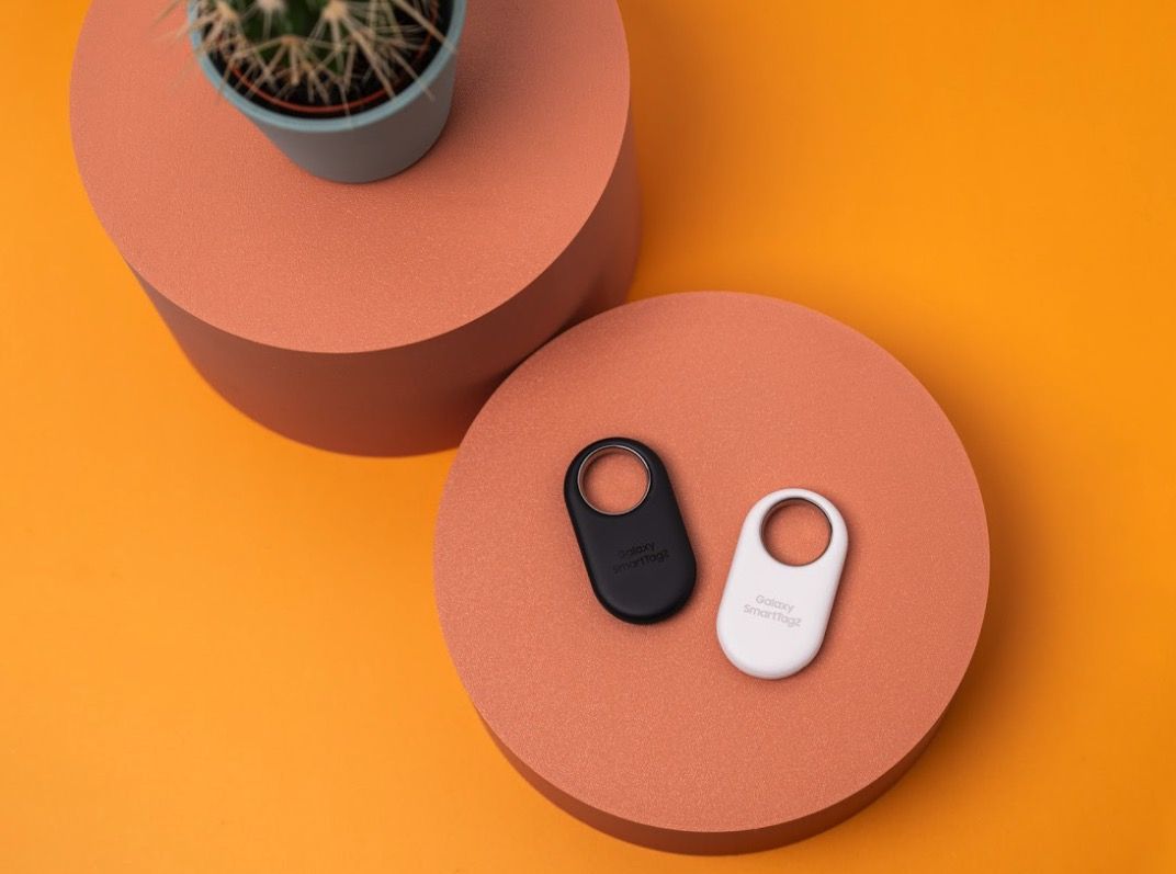Orange hlási návrat do škôl: Značkové smart tagy za 1 €, zľavnené iPhony a nadupaný tablet v balíku