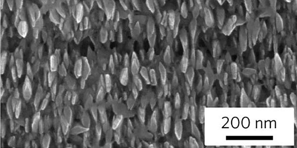 Batteriematerial: Sauerstofffehlstellen schalten schnellen Ionentransport frei