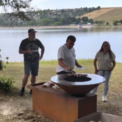 Verejný gril je novinkou na Kunovskej priehrade