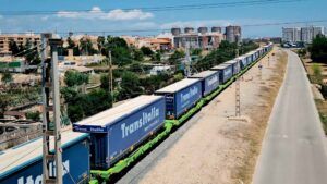 Valenciaport mantiene el pulso del tráfico ferroportuario